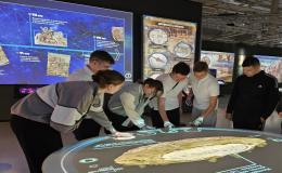 В рамках внеурочной деятельности учащиеся 8-г класса посетили Исторический мультимедийный парк «Россия-моя история»