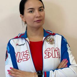 Мизина Алина Николаевна, учитель физической культуры