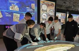 В рамках внеурочной деятельности учащиеся 8-г класса посетили Исторический мультимедийный парк «Россия-моя история»